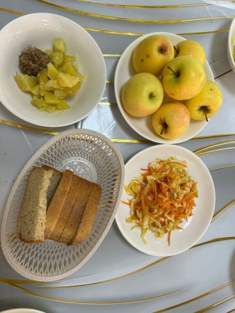 Ыстық тамақпен қамтылған оқушылар