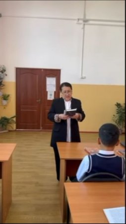 6-сынып оқушылары арасында Л.Клаустың "Алтын тостағанды іздеу", Хушанг Мурадидің "Бала Мәжиттің хикаялары ", Шон Ковидің "Бақытты балақайдың 7 дағдысы "атты кітаптары бойынша пікірталас ұйымдастырылды