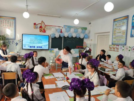 №58 жалпы орта білім беретін   мектебінде 26-30.01.26 аралығында 3- сыныптар апталығы басталды. 29.01 күні 3"Д" сыныбында Калмуратова Жадыра Бердібайқызының әдебиеттік оқу пәнінен "Қазақ биі" тақырыбында ашық сабақ өтілді.