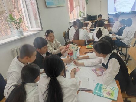 №58 жалпы орта білім беретін мектепте  10-20 ақпан аралығында «Биохимия әлемі: тіршілік пен заттар сырын ашу» тақырыбында химия – биология пәндері бойынша онкүндік өткізілуде